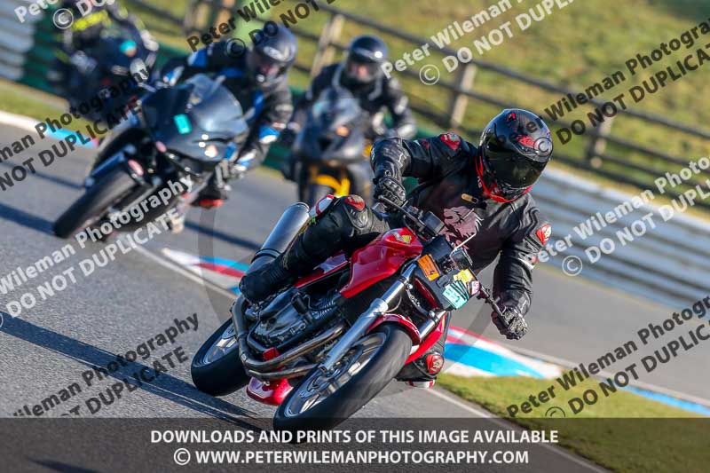 PJM Wedding Photography;enduro digital images;event digital images;eventdigitalimages;mallory park;mallory park photographs;mallory park trackday;mallory park trackday photographs;no limits trackdays;peter wileman photography;racing digital images;trackday digital images;trackday photos